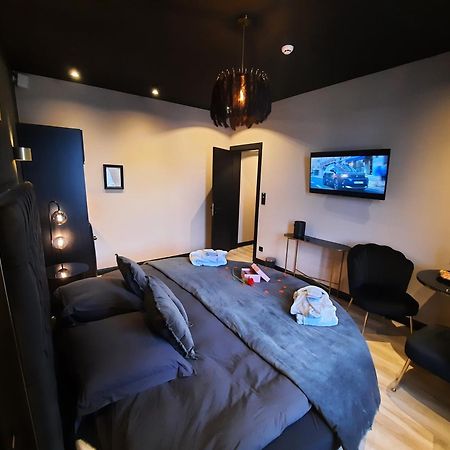 Hotel Mademoiselle Liege Luaran gambar