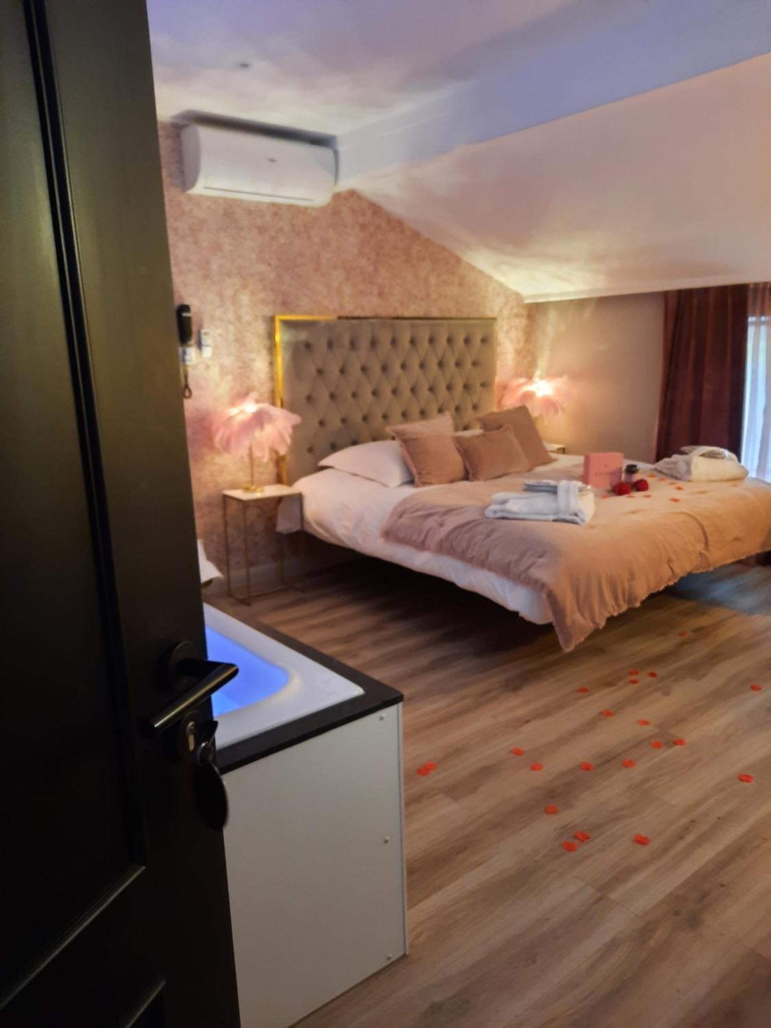 Hotel Mademoiselle Liege Luaran gambar