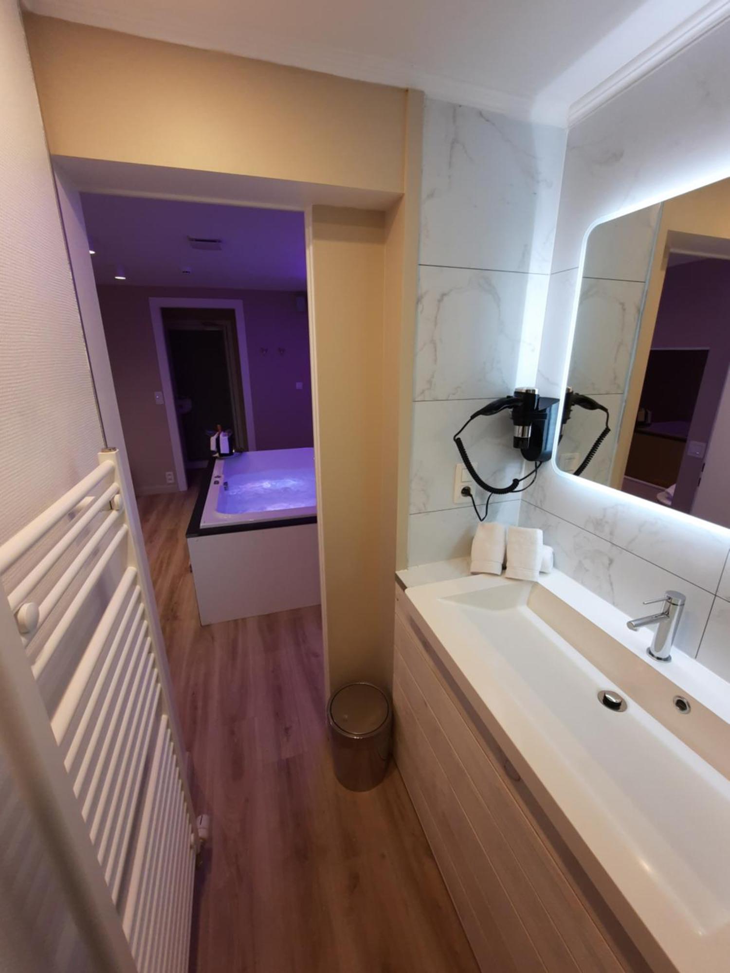 Hotel Mademoiselle Liege Luaran gambar
