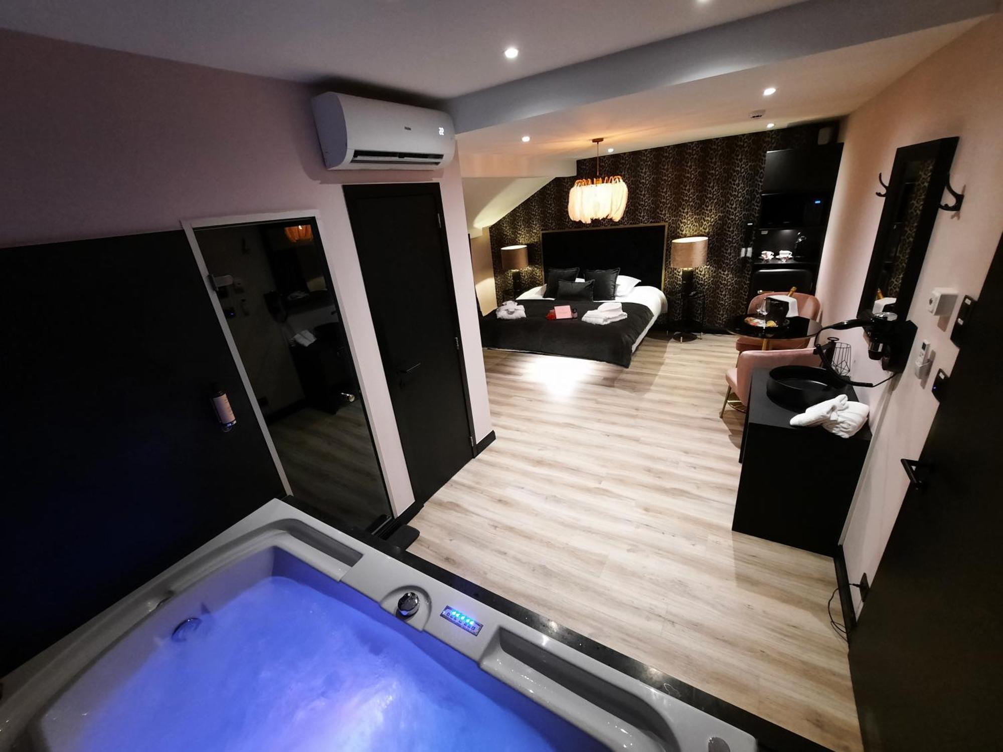 Hotel Mademoiselle Liege Luaran gambar