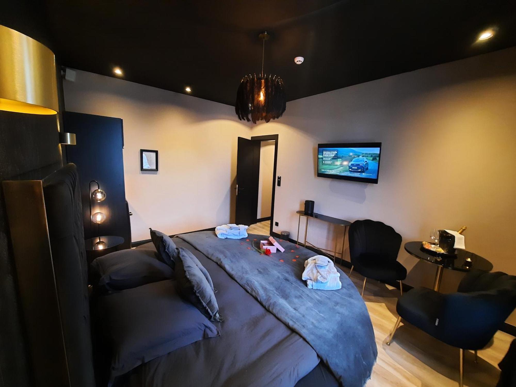 Hotel Mademoiselle Liege Luaran gambar